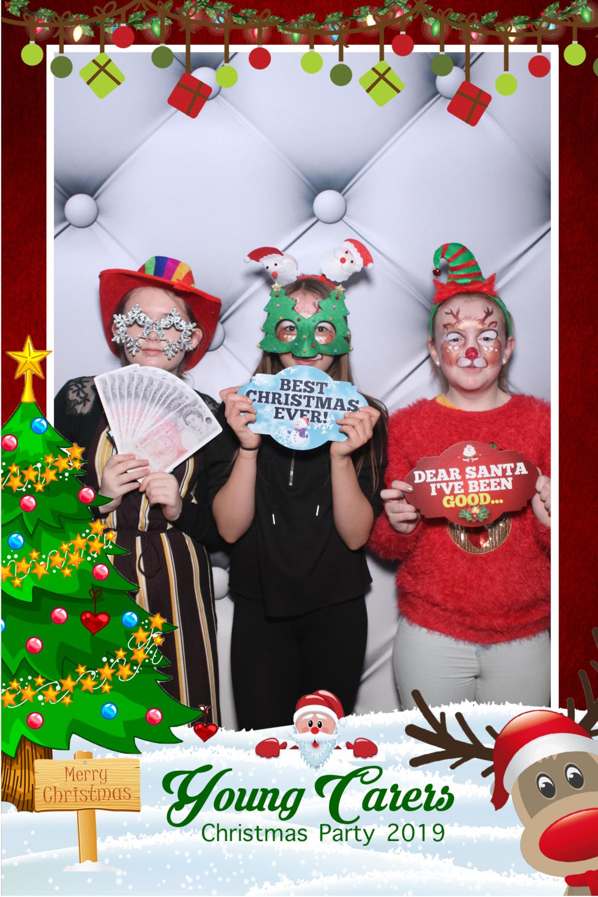 Young Carers Christmas Party   | View more photos from the event at gallery.magicimages.uk/u/MagicImages/Young-Carers-Christmas-Party